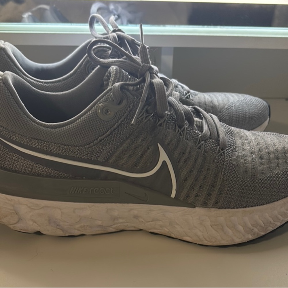 Grey women’s Nike shoes